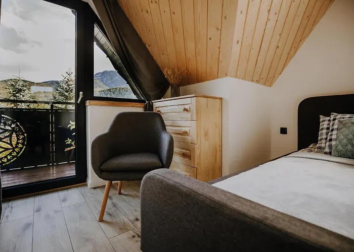 Sarnia Skala House Feriehus *