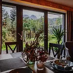 Сasa de vacaciones Sarnia Skala House *