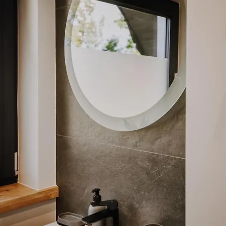 Sarnia Skala House *