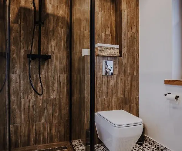 Sarnia Skala House Hébergement de vacances